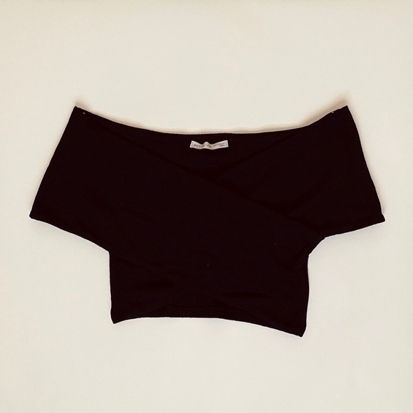 Off the shoulder crop top - Picture 2 of 2